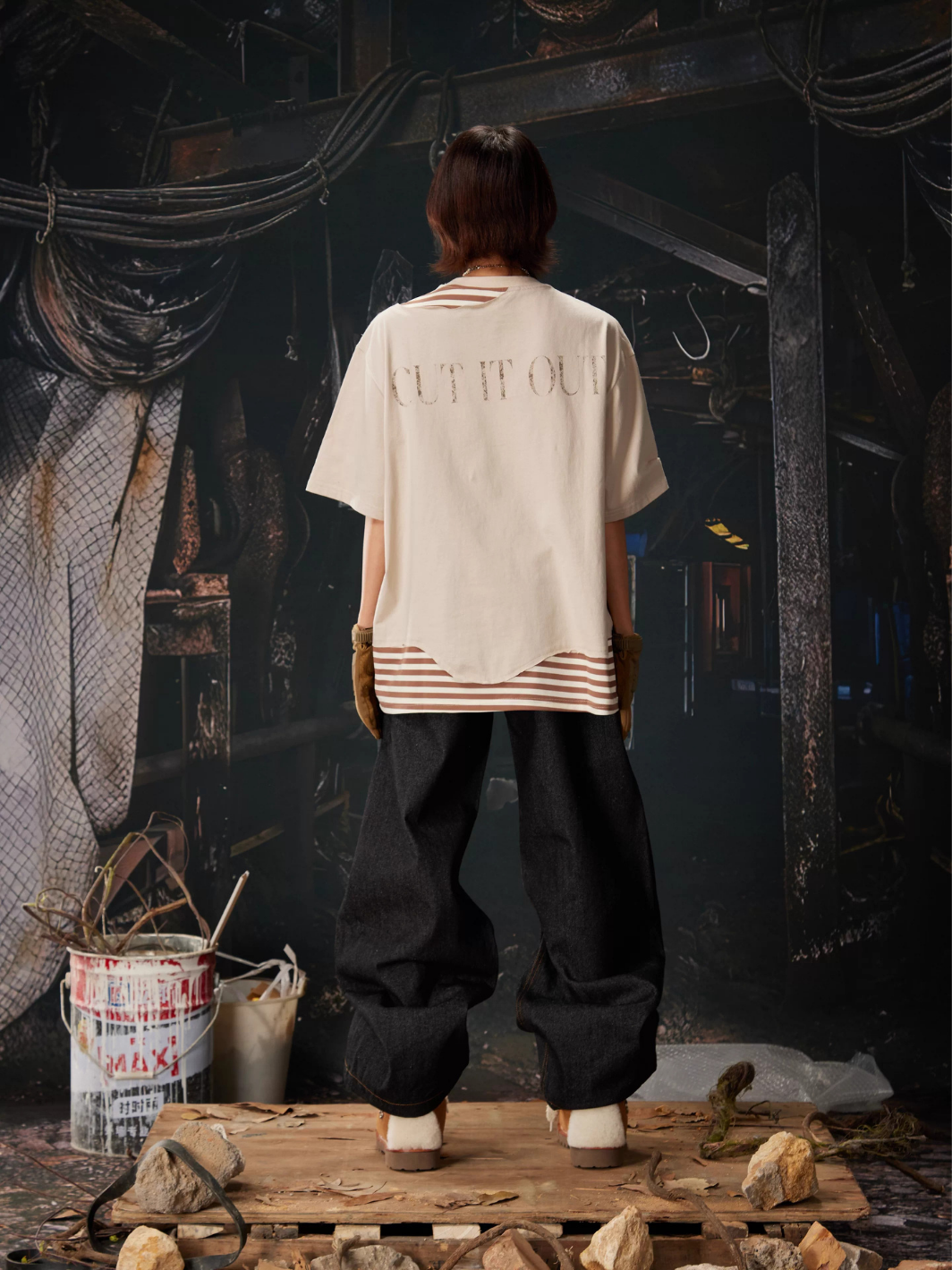 Ruin Frame T-shirt