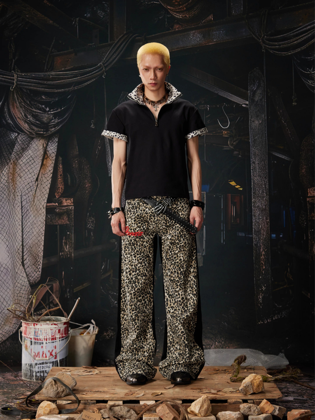 Feral Zip T-shirt