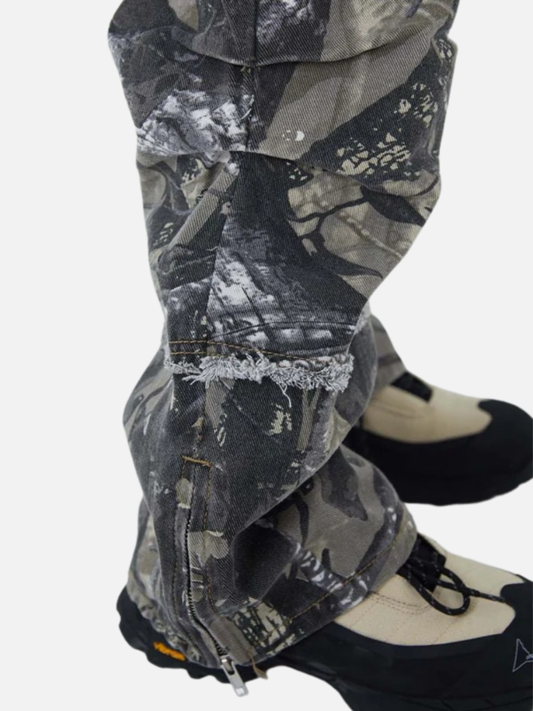 CAMO - Baggy Cargo Jeans
