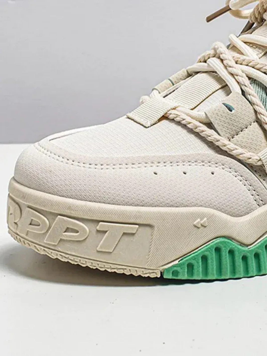 Casual Versatile Plate Shoes