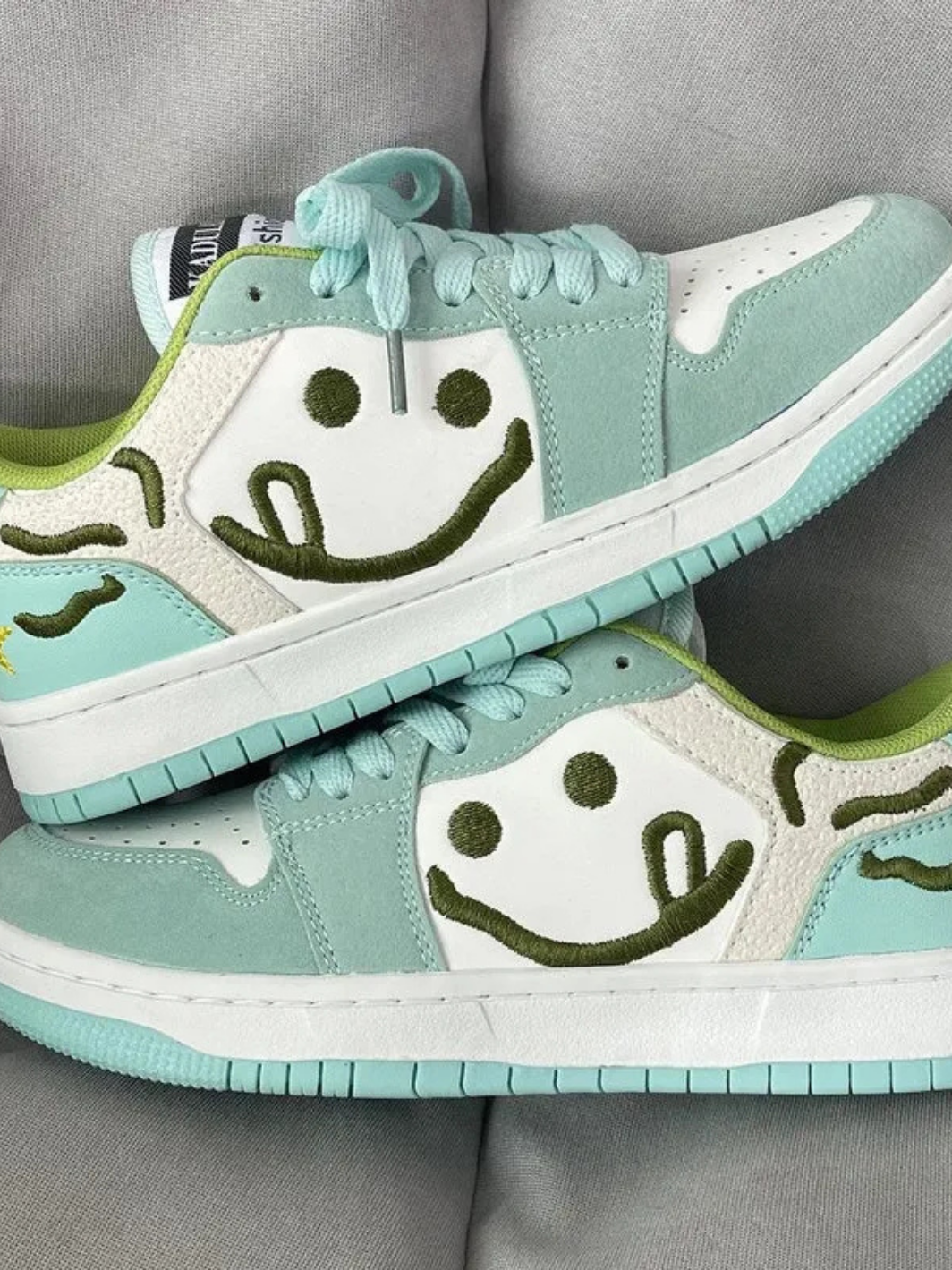 Smiley Skateboarding Shoes