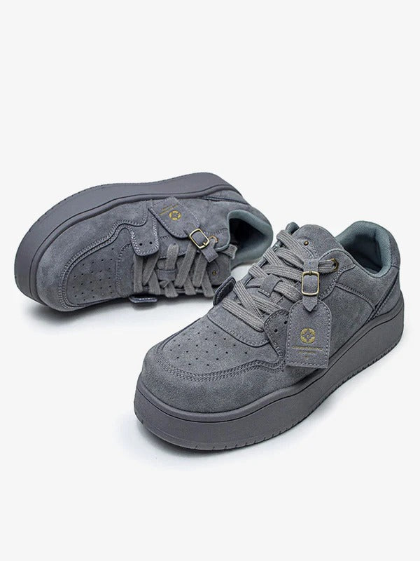 Stravex Suede Skate
