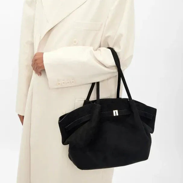 Allure Max Suede