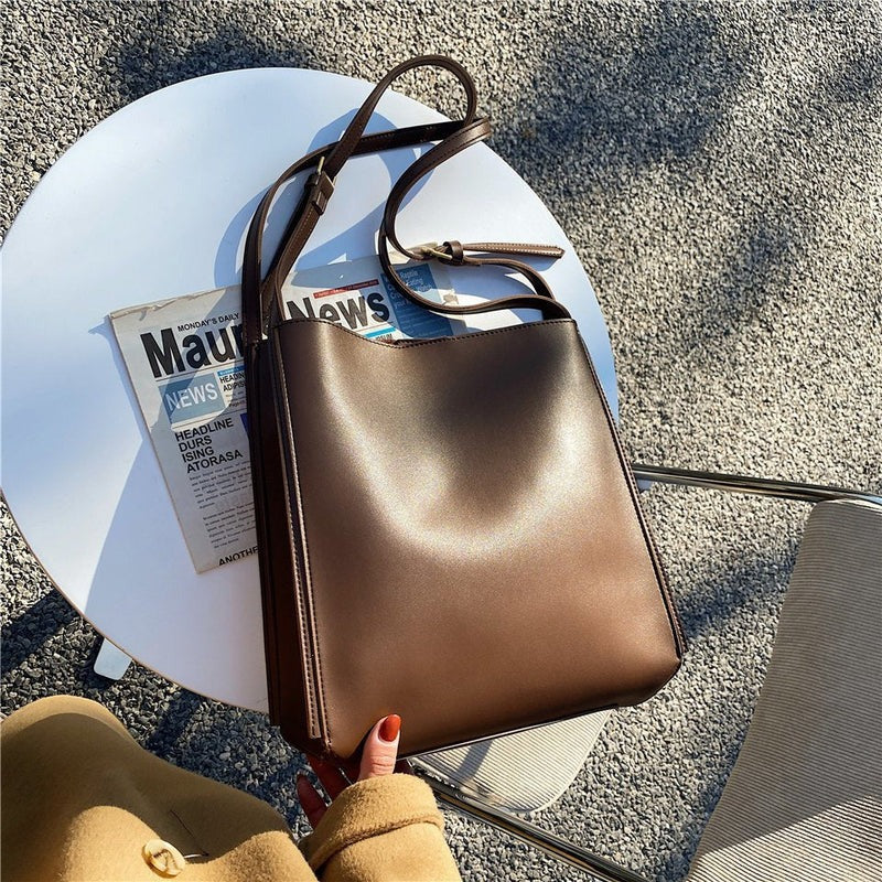 Cuadrado Core Crossbody