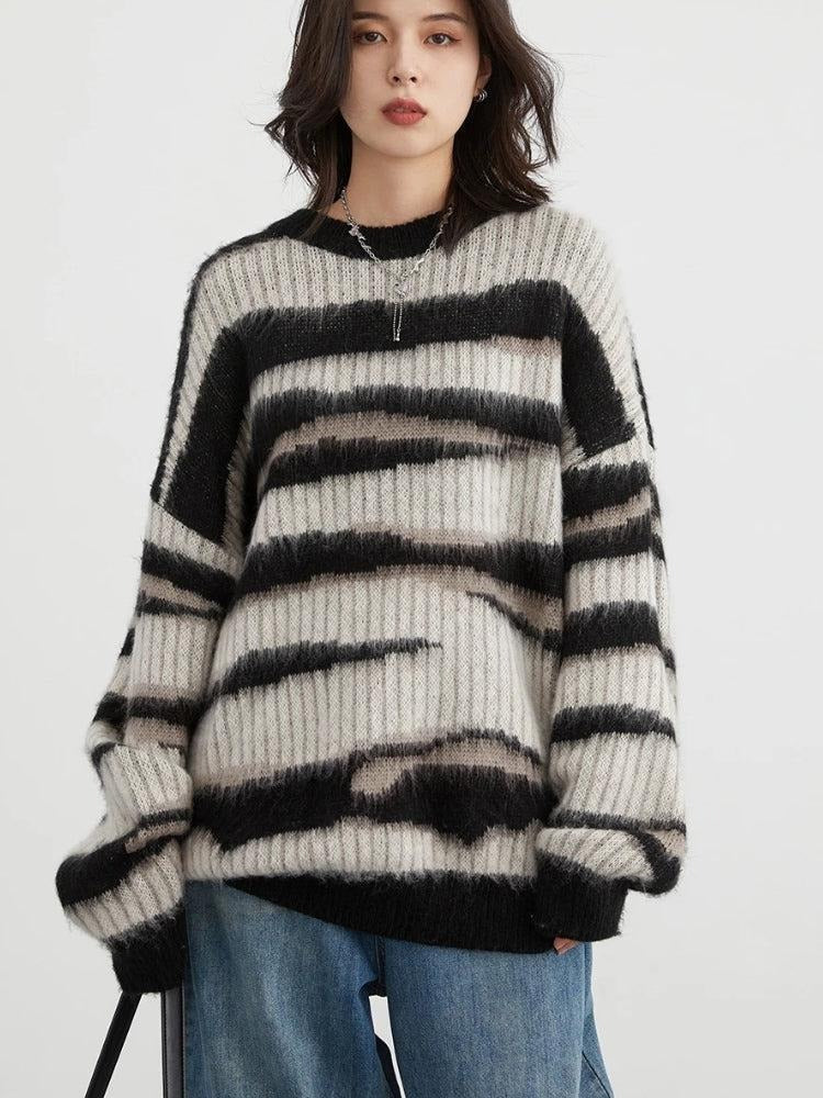 Savage Stride Knit