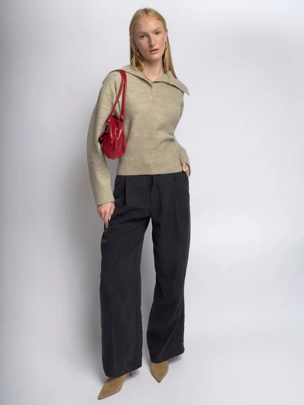 Sleek Dominion Bag