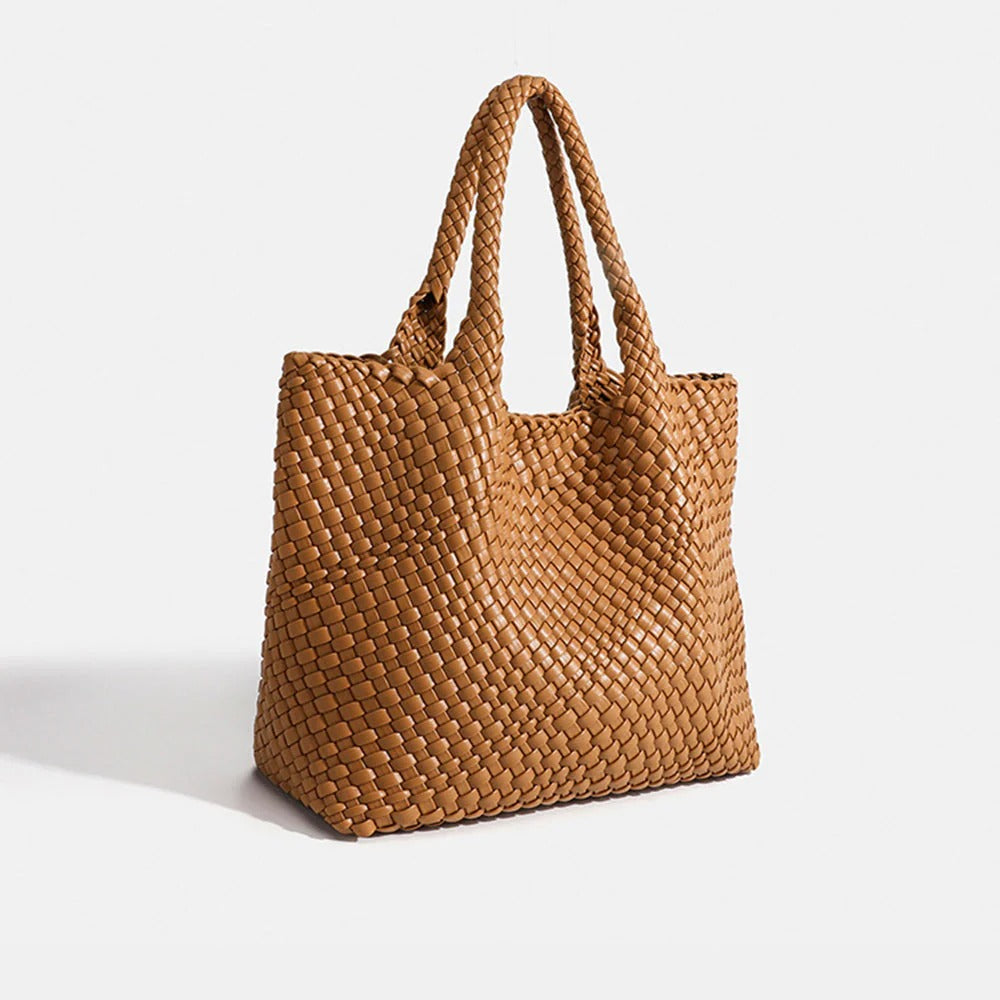 Elara Woven Vault