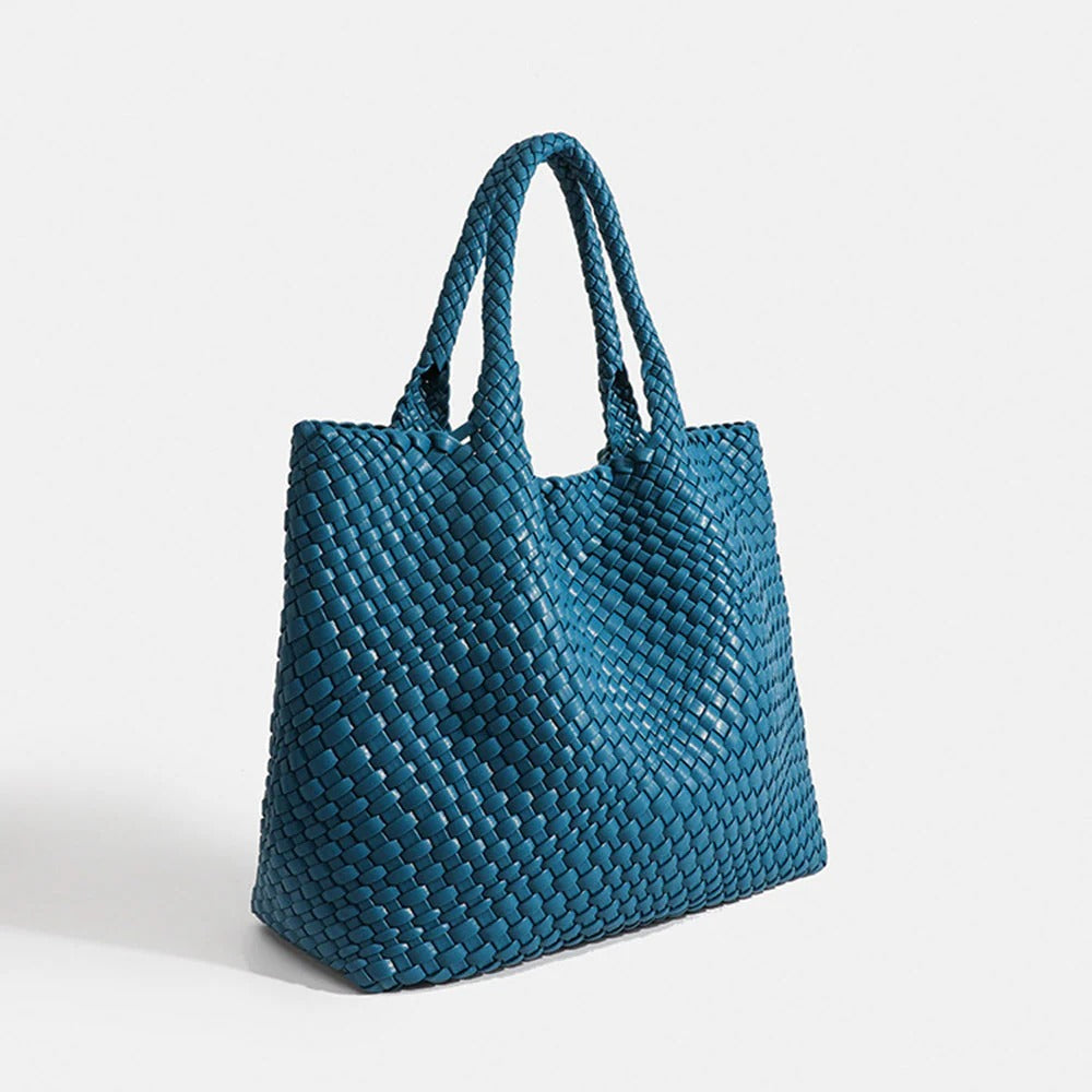 Elara Woven Vault