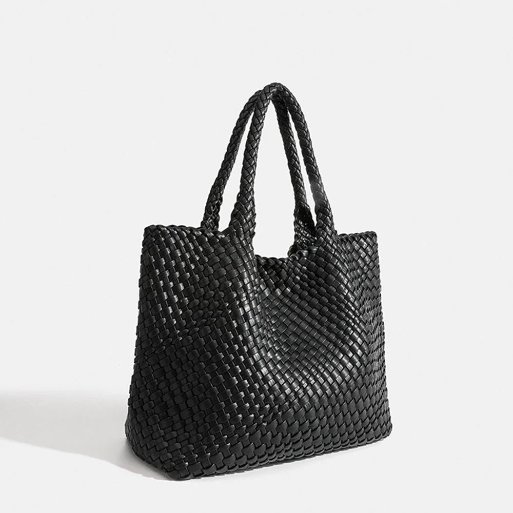 Elara Woven Vault