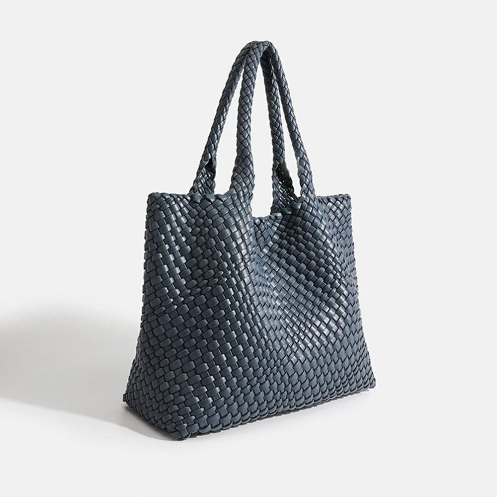Elara Woven Vault