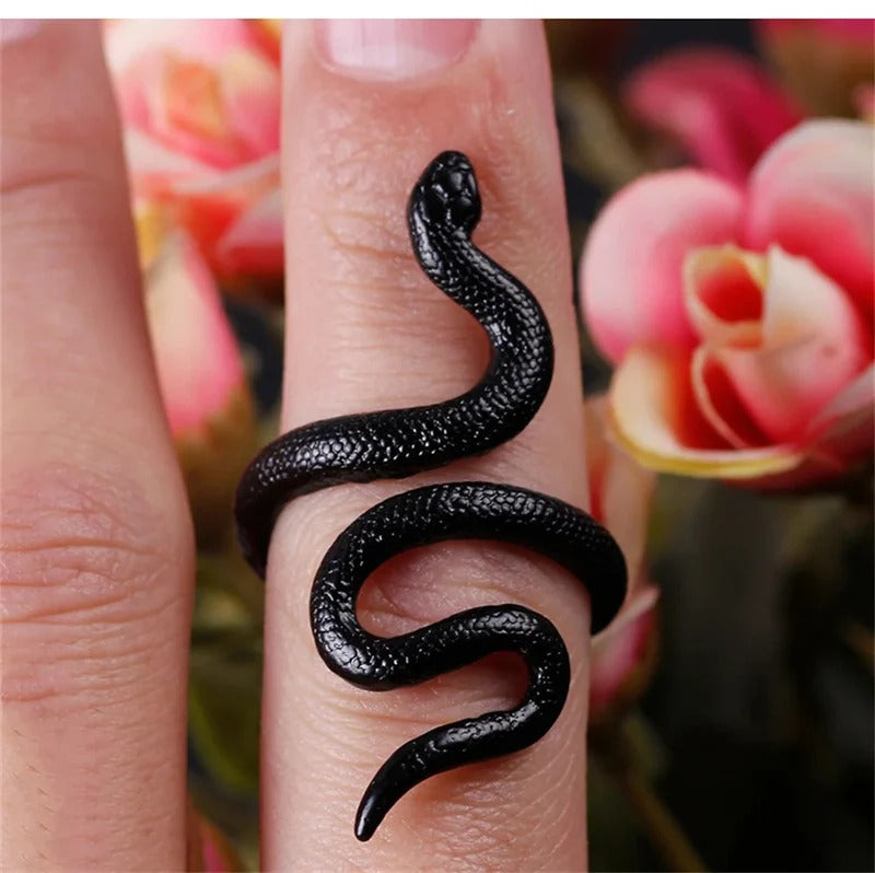 Obsidian Serpent Ring