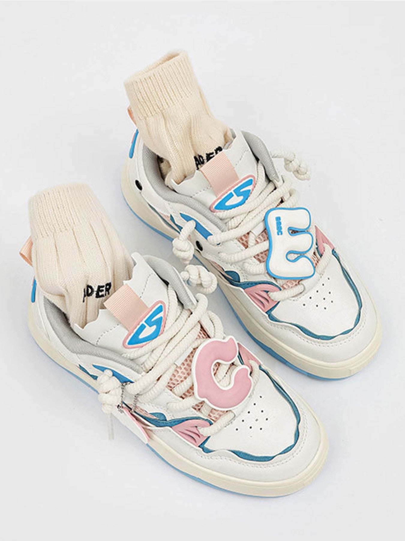 High Street Board Shoes Couple Models